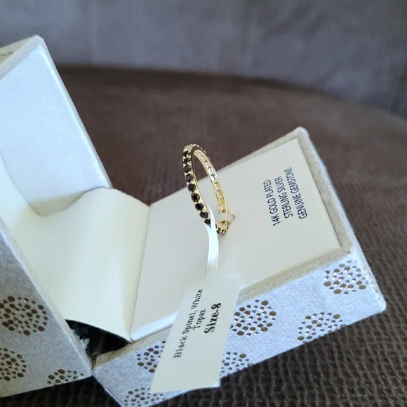 Shivam Black🖤 Spinel and White Topaz Gemstones Eternity♾️ Ring💍 - Picture 15 of 16